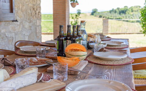 Casale Nido: Mueble, Vajilla, Mesa, Silla, Utensilios Para Servir, Comida, Cocina Y Comedor Mesa, Manteles, Vajilla, Plato