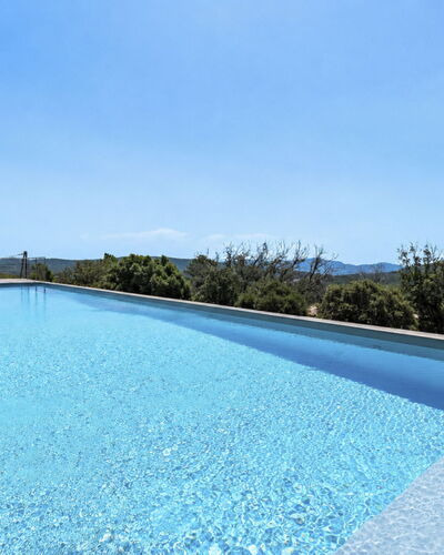 La Dorianzza: Azul, Piscina, Agua, Material Compuesto, Recurso, Sombra, Fuente De Agua, Zona Tropical, Eco Hotel, Loseta
