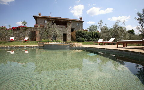Mattei Villa: Jardín, Inmuebles, Paisajismo, Fuente De Agua, Reflexión, Estanque, Casa De Campo, Patio Interior, Villa