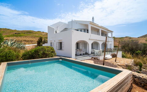 Sa Blanca: Piscina, Inmuebles, Recurso, Eco Hotel, Villa, Mueble Para Exteriores, Casa De Campo, Balcón, Hotel, Ático