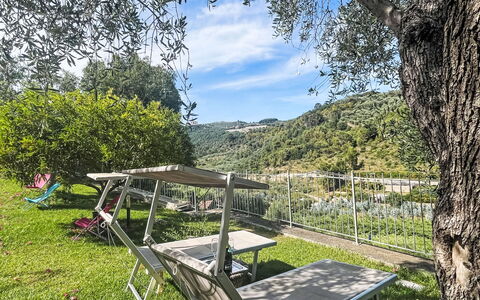 Micuzzo: Paisaje, Hill Station, Mueble Para Exteriores, Sombra, Mesa Al Aire Libre, Cerca, Parque