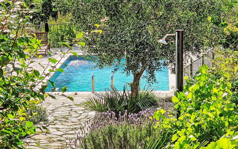 Casa Oreggi: Sombra, Mueble Para Exteriores, Zona Tropical, Balcón, Playa