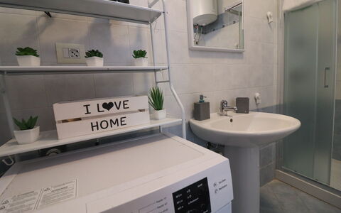 Casa Kalès Otranto – Holiday Home 4 Guests – Ac, W: Diseño De Interiores, Piso, Suelo, Habitación, Mueble, Lavadora, Casa, Mueble De Baño, Arreglo De Tubería