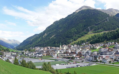 Ischgl 120: Accidentes Geográficos Montañosas, Paisaje, Colina, Cordillera, Hill Station, Valle, Pueblo, Pendiente, Alpes, Pueblo De Montaña