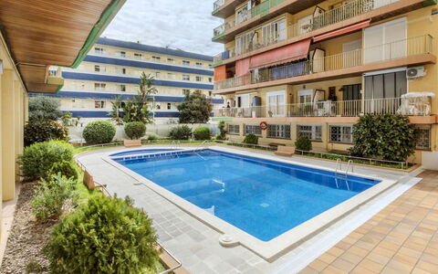 Rioplata: Departamento, Condominio, Balcón, Hotel, Dormitorio