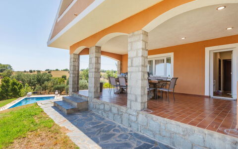 Finca El Olivar: Departamento, Arquitectura, Barrio Residencial, Condominio, Material Compuesto, Diseño Urbano, Balcón, Uso Mixto, Sombra