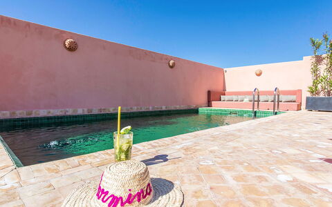 Riad Special: Piscina, Mueble Para Exteriores, Hotel, Recurso
