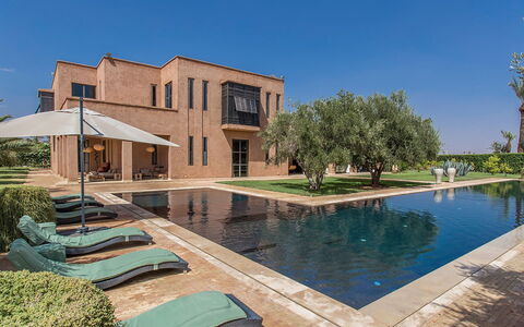 Villa Portraits: Arquitectura, Piscina, Casa, Inmuebles, Reflexión, Piscina De Reflejo, Mansión, Villa, Paisajismo, Hacienda