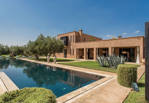 Villa Portraits: Inmuebles, Mansión, Paisajismo, Villa, Hacienda, Piscina, Casa De Campo, Residencia Oficial
