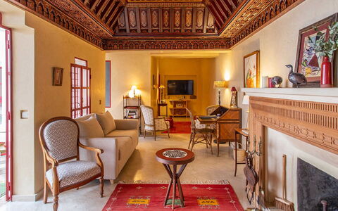 Dar Splendid: Diseño De Interiores, Mueble, Piso, Techo, Suelo, Encendiendo, Casa, Habitación, Marco, Sala