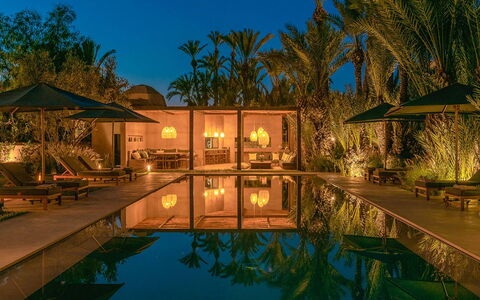 Dar Sun: Piscina, Recurso, Mueble Para Exteriores, Eco Hotel, Hacienda, Reflexión, Sombra, Sunlounger, Inmuebles