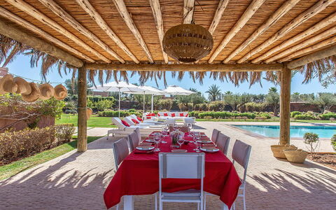 Villa Delizia: Recurso, Piscina, Eco Hotel, Jardín, Hacienda, Sombra, Paisajismo, Mueble Para Exteriores, Inmuebles, Césped