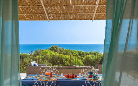 Casa Gentile: Azul, Mueble, Silla, Mueble Para Exteriores, Mar, Recurso, Linos, Sombra, Eco Hotel, Zona Tropical