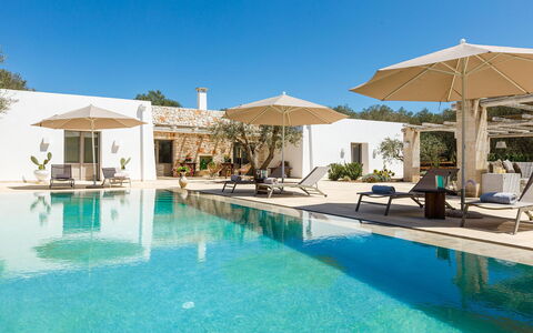 Villa Olivella: Piscina, Recurso, Inmuebles, Villa, Sombra, Hacienda, Mansión, Ciudad De Vacaciones, Eco Hotel, Hotel