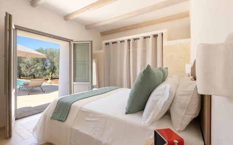 Villa Olivella: Mueble, Diseño De Interiores, Silla, Casa, Suelo, Piso, Cama, Linos, Habitación, Habitación