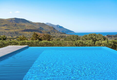 Villa Marcello: Azul, Piscina, Recurso, Material Compuesto, Ocio, Eco Hotel, Zona Tropical, Hotel, Loseta, Fuente De Agua