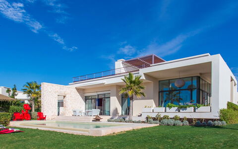Villa Amador: Barrio Residencial, Casa, Casa, Fachada, Arquitectura, Inmuebles, Mansión, Puerta, Recurso, Piscina