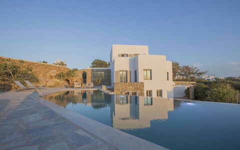Villa Ermione: Piscina, Inmuebles, Villa
