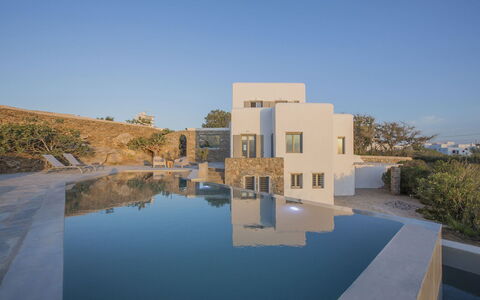 Villa Ermione: Inmuebles, Villa, Piscina