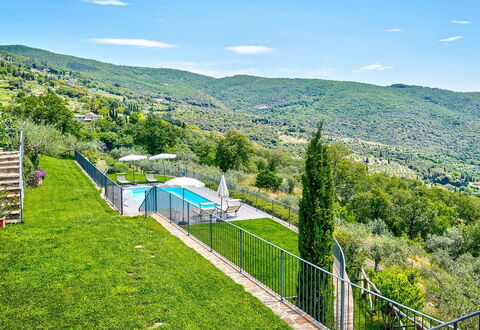 Villa Vita Bella: Colina, Hill Station, Piscina, Valle, Cresta, Cerca, Eco Hotel, Villa, Pueblo De Montaña, Casa De Campo