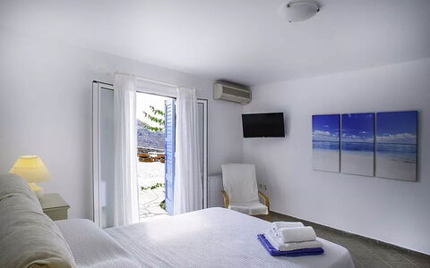 Casa le Rose: Departamento, Mueble Para Exteriores, Sombra, Balcón, Hotel, Recurso, Planta De Casa, Villa, Sunlounger