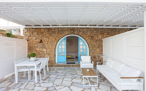 Apartment Rose 1: Mueble Para Exteriores, Mueble, Piscina, Recurso, Silla, Sombra, Eco Hotel, Patio, Loseta, Mesa Al Aire Libre