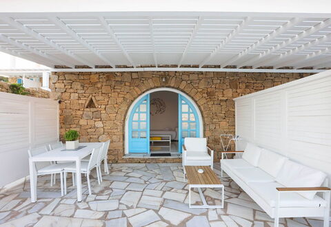 Apartment Rose 1: Mueble Para Exteriores, Mueble, Piscina, Recurso, Silla, Sombra, Eco Hotel, Patio, Loseta, Mesa Al Aire Libre