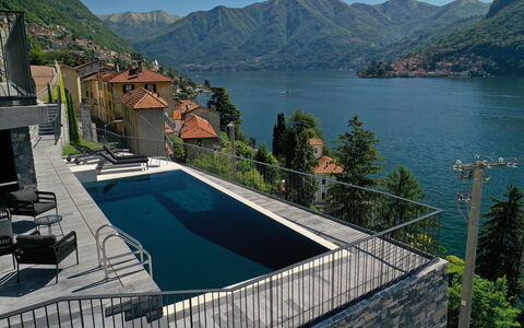 Letizia: Piscina, Material Compuesto, Ciudad De Vacaciones, Eco Hotel