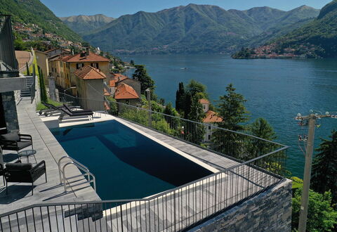 Letizia: Piscina, Material Compuesto, Ciudad De Vacaciones, Eco Hotel