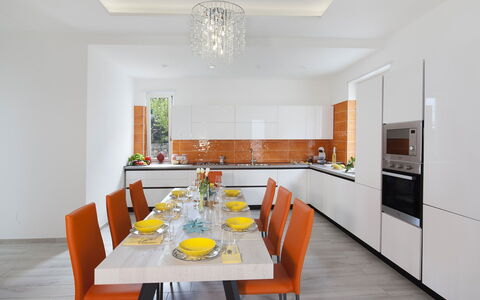 Villa del Cantone: Mueble, Diseño De Interiores, Piso, Silla, Cocina, Madera, Suelo, Mesa, Cocina Y Comedor Mesa, Casa