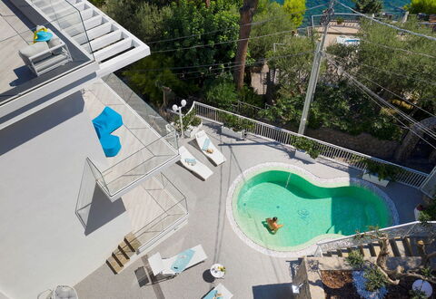 Villa del Cantone: Piscina, Recurso, Mueble Para Exteriores, Material Compuesto, Eco Hotel, Inmuebles, Ocio, Sombra, Villa, Thermae
