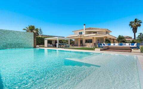 Villa Agorà: Piscina, Azul, Recurso, Ocio, Eco Hotel, Material Compuesto, Inmuebles, Villa, Hotel, Mansión