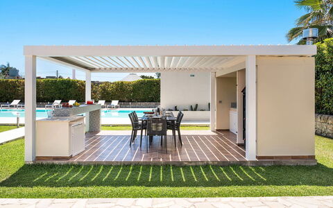 Villa Agorà: Estructura Al Aire Libre, Porche, Pérgola, Patio, Pabellón, Mueble Para Exteriores, Sombra, Jardín, Diseño, Columna