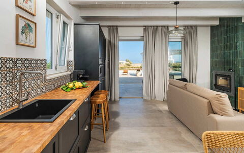 Villa Camporeale: Mueble, Madera, Diseño De Interiores, Piso, Cocina, Mesa, Suelo, Mostrador, Casa, Encendiendo
