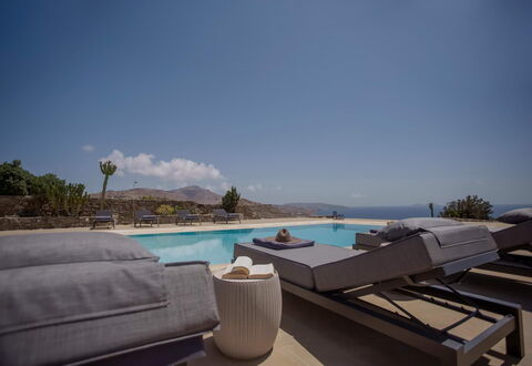 Villa Talassa: Mueble, Mueble Para Exteriores, Recurso, Silla, Piscina, Mar, Sombra, Costa, Sunlounger, Eco Hotel