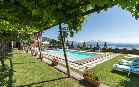 Mariuccia 1: Piscina, Recurso, Mueble Para Exteriores, Eco Hotel, Cordillera, Hacienda, Ocio, Maceta, Ciudad De Vacaciones, Sombra
