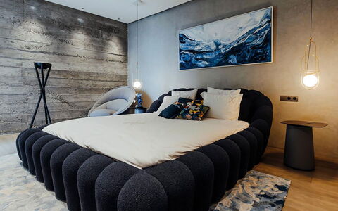 Villa Zaynab: Habitación, Mueble, Diseño De Interiores, Cama, Madera, Lecho, Sábana, Textil, Linos, Encendiendo