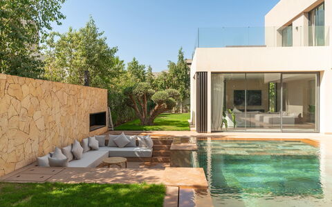 Villa Hamza: Piscina, Casa, Inmuebles, Jardín, Paisajismo, Patio Interior, Villa, Eco Hotel, Sombra, Recurso