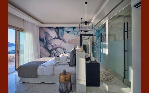 Villa Elettra: Habitación, Mueble, Diseño De Interiores, Techo, Sábana, Suelo, Lecho, Casa, Cama, Almohada