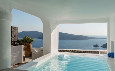 Casa Daphne: Diseño De Interiores, Recurso, Villa, Diseño, Hotel, Bañera, Sala, Ático, Arreglo De Tubería