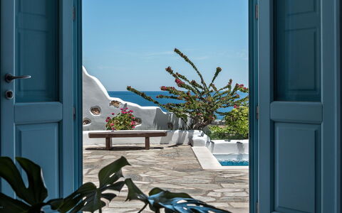 Guest House Zephyros: Azul, Mar, Costa, Oceano, Maceta, Planta De Casa, Silla, Mueble Para Exteriores, Playa