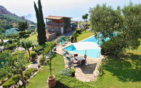 The Sea Farmhouse: Piscina, Recurso, Barrio Residencial, Eco Hotel, Inmuebles, Hill Station, Villa, Cordillera, Hacienda, Ciudad De Vacaciones