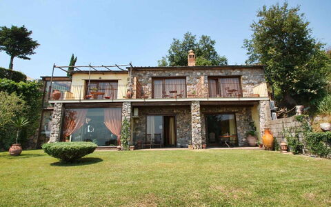 The Sea Farmhouse: Casa, Inmuebles, Cabaña, Hacienda, Jardín, Casa De Campo, Patio Interior, Yarda, Sombra, Villa
