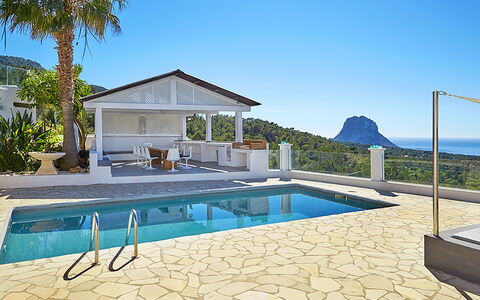 Villa Ariel: Piscina, Recurso, Material Compuesto, Mueble Para Exteriores, Inmuebles, Sombra, Silla, Eco Hotel, Villa, Ocio