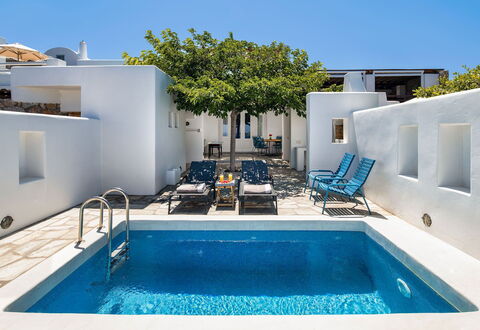 Villa Vorias: Azul, Recurso, Piscina, Mueble Para Exteriores, Diseño, Sunlounger, Villa, Loseta, Hotel, Eco Hotel