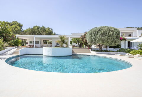 Can Las Palmas: Piscina, Recurso, Inmuebles, Jardín, Paisajismo, Sombra, Villa, Mansión, Eco Hotel, Fuente De Agua