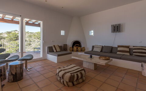 Can Lorenzo: Mueble, Suelo, Piso, Diseño De Interiores, Casa, Techo, Sala, Silla, Habitación, Sofá