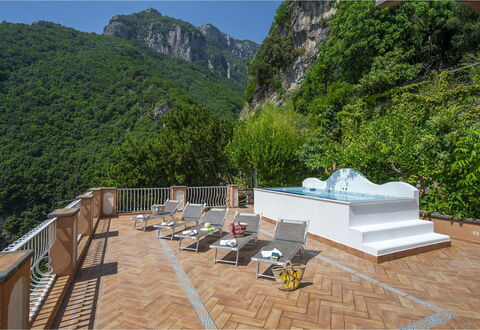 Casa Gioia: Accidentes Geográficos Montañosas, Montaña, Colina, Cordillera, Piscina, Recurso, Hill Station, Valle, Eco Hotel, Cresta