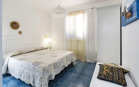 Casa Riccio: Cama, Mueble, Diseño De Interiores, Habitación, Suelo, Lecho, Piso, Sábana, Habitación, Techo