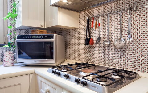 Casa Rossella: Cocina, Aparato De Cocina, Electrodoméstico, Estufa De Cocina, Mostrador, Estufa De Gas, Estufa, Electrodoméstico, Estufa, Diseño De Interiores
